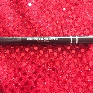 Brow pen